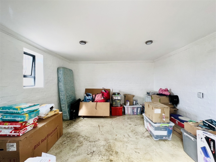 4 Bedroom Property for Sale in Mount Royal Golf Estate Western Cape